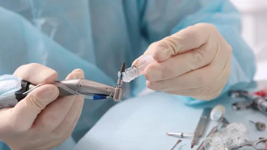 Implant