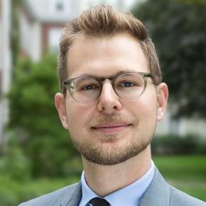 Headshot of Rembrand Koning 